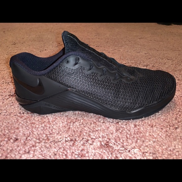 metcon 5 triple black